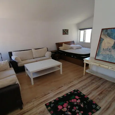 Pavlonya Bungalows Hotel *