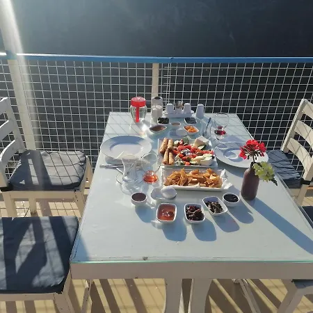 Pavlonya Bungalows Hotel *