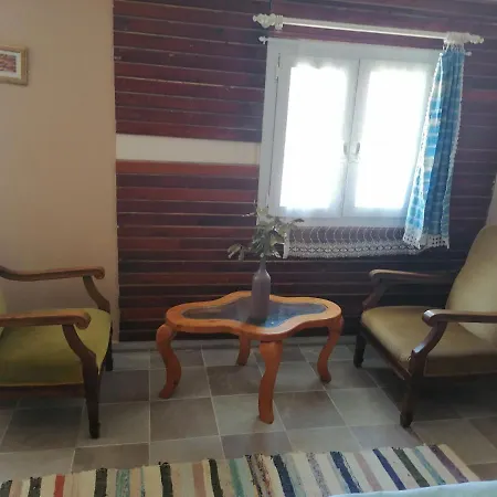 Hotel Pavlonya Bungalows *